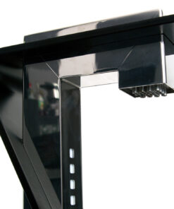 Zoom sur le bec de machine à cocktails automatique